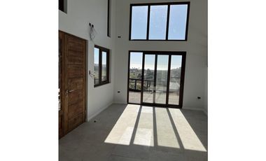 QUINTERO - LOMAS DEL MAUCO - CASA EN ARRIENDO - 3D 3B 2E