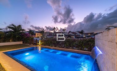 Casa en Venta en Isla Dorada  Cancún