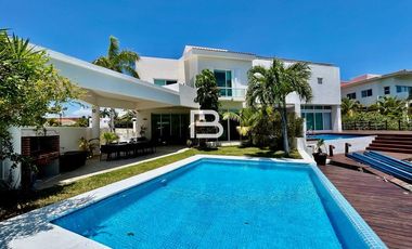 Isla Dorada Casa en Remate En Cancun