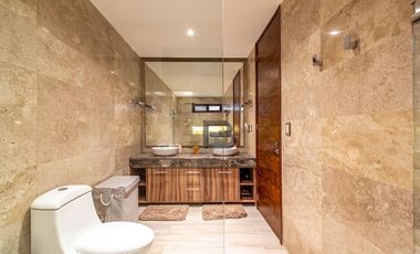 En Venta Casa en Residencial Isla Dorada Cancún
