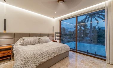En Venta Casa en Residencial Isla Dorada Cancún