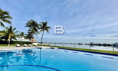 En Venta Casa en Residencial Isla Dorada Cancún