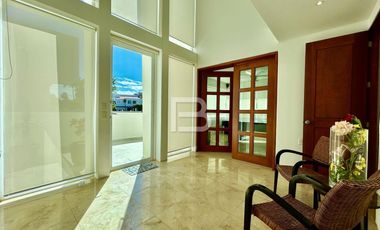 Remate de Casa en Cancun Residencial Isla Dorada
