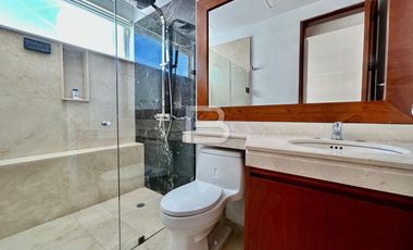 Remate de Casa en Cancun Residencial Isla Dorada