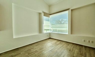 Remate de Casa en Cancun Residencial Isla Dorada