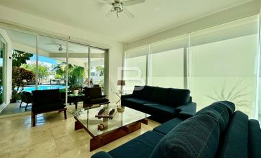 Remate de Casa en Cancun Residencial Isla Dorada