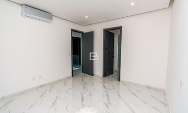 PokTaPok Casa En Venta Con Muelle