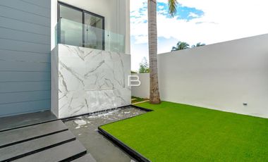 PokTaPok Casa En Venta Con Muelle