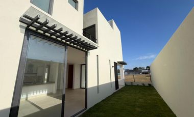 Casa en Venta en Karakal Nuevo Vallarta con alberca | 3 recamaras en fraccionamiento privado