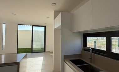 Casa en Venta en Karakal Nuevo Vallarta con alberca | 3 recamaras en fraccionamiento privado
