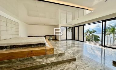 Mansión A Estrenar en Venta en Isla Dorada