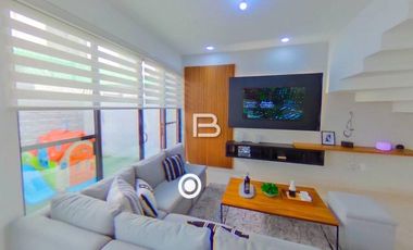 En Venta Casa  En Sayab Residencial Sobre Av. Huayacán