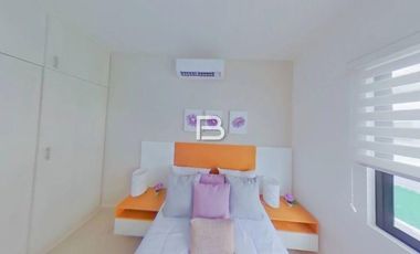 En Venta Casa  Sobre Av. Huayacán En Sayab Residencial