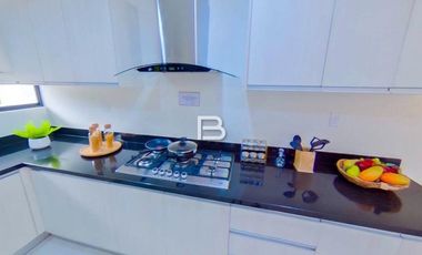 Casa En Venta Sobre Av. Huayacán En Sayab Residencial