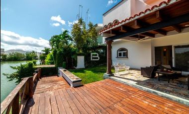 Casa en Venta en Isla Dorada Cancún