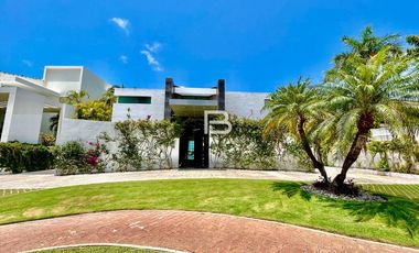 Casa en Venta en Residencial Isla Dorada Cancún