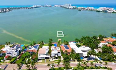 Casa en Venta en Residencial Isla Dorada Cancún