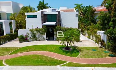 Casa en Venta en Residencial Isla Dorada Cancún