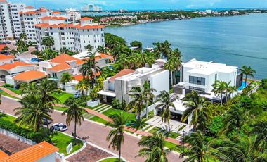 Casa en Venta en Isla Dorada Zona Hotelera Cancun