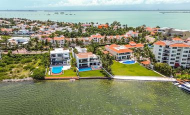 Casa en Venta en Isla Dorada Zona Hotelera Cancun