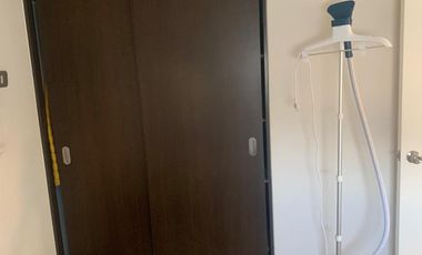 Casa en arriendo c/ estacionamiento en Avenida San Juan