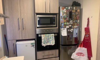 Casa en arriendo c/ estacionamiento en Avenida San Juan