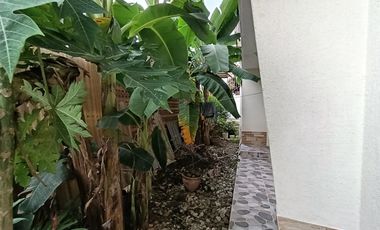 Vendo casa bifamiliar esquinera barrio El Dorado Jamundí