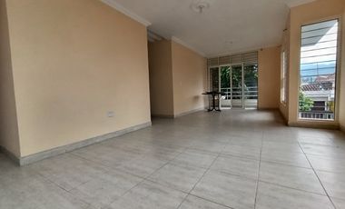 Vendo casa bifamiliar esquinera barrio El Dorado Jamundí