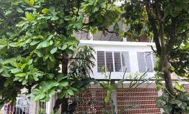 Vendo casa bifamiliar esquinera barrio El Dorado Jamundí