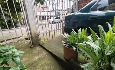 Vendo casa bifamiliar esquinera barrio El Dorado Jamundí