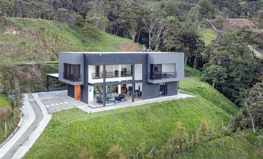 CASA CAMPESTRE EN ARRIENDO, NORTEAMERICA - BELLO