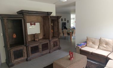 🌳 Finca de ensueño en La Mesa – Ideal para descanso o inversión turística rentas cortas. Opción permuta solo Bogotá.