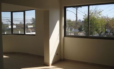 Local Comercial en Arriendo en Grecia / Metro Estadio Nacional