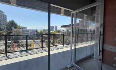 Arriendo local Comercial en Strip Center-en Auge Nuevo