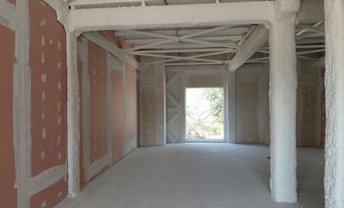 Arriendo local Comercial en Strip Center-en Auge Nuevo