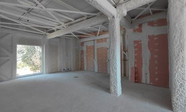 Arriendo local Comercial en Strip Center-en Auge Nuevo