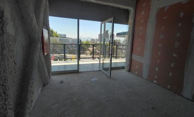 Arriendo local Comercial en Strip Center-en Auge Nuevo