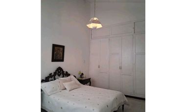 VENTA APTO SANTA MONICA