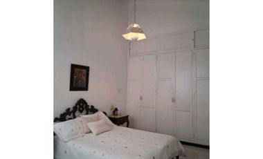 VENTA APTO SANTA MONICA