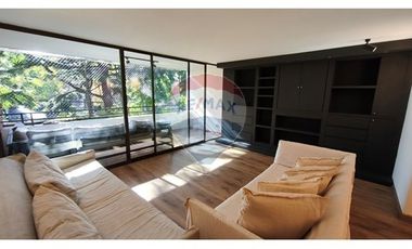 Exclusivo Depto en Vitacura, 4D/3B, 2 Est.