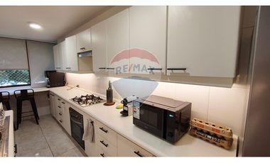 Exclusivo Depto en Vitacura, 4D/3B, 2 Est.