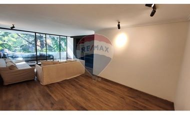Exclusivo Depto en Vitacura, 4D/3B, 2 Est.