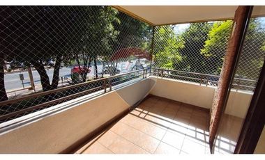 Exclusivo Depto en Vitacura, 4D/3B, 2 Est.