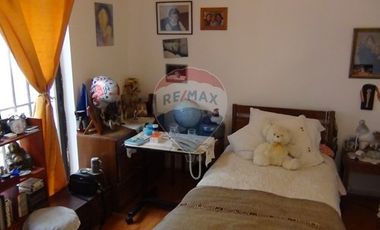 Casa amplia y con gran terreno