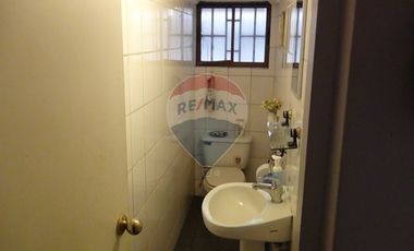 Casa amplia y con gran terreno