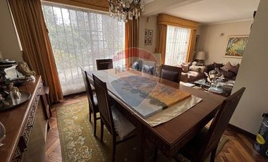 Casa amplia y con gran terreno