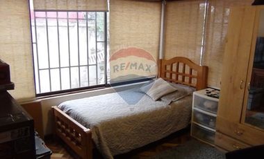 Casa amplia y con gran terreno