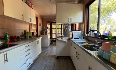 Amplio Terreno y Casa Residencial/Comercial