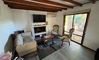 Amplio Terreno y Casa Residencial/Comercial