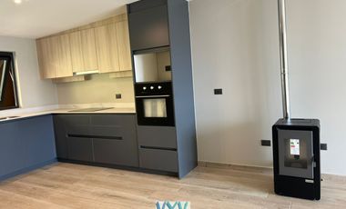 VIVE LA EXPERIENCIA TODO EL AÑO DE UN TOWNHOUSE FRENTE AL LAGO VILLARRICA